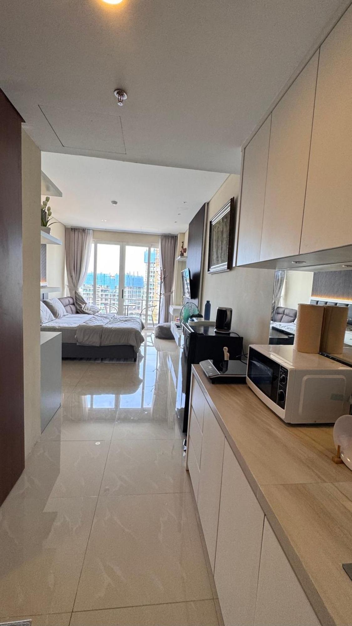Nagoya Thamrin Apartment High Floor With View Екстериор снимка